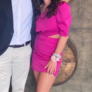 Super cute dark pink short dress.